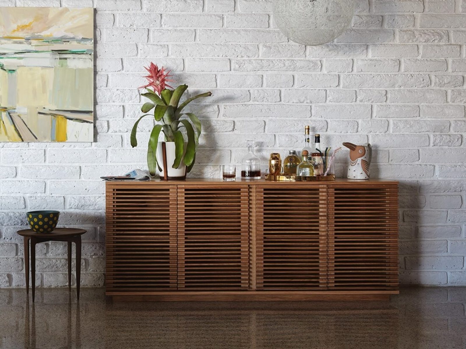 C living storage shelving